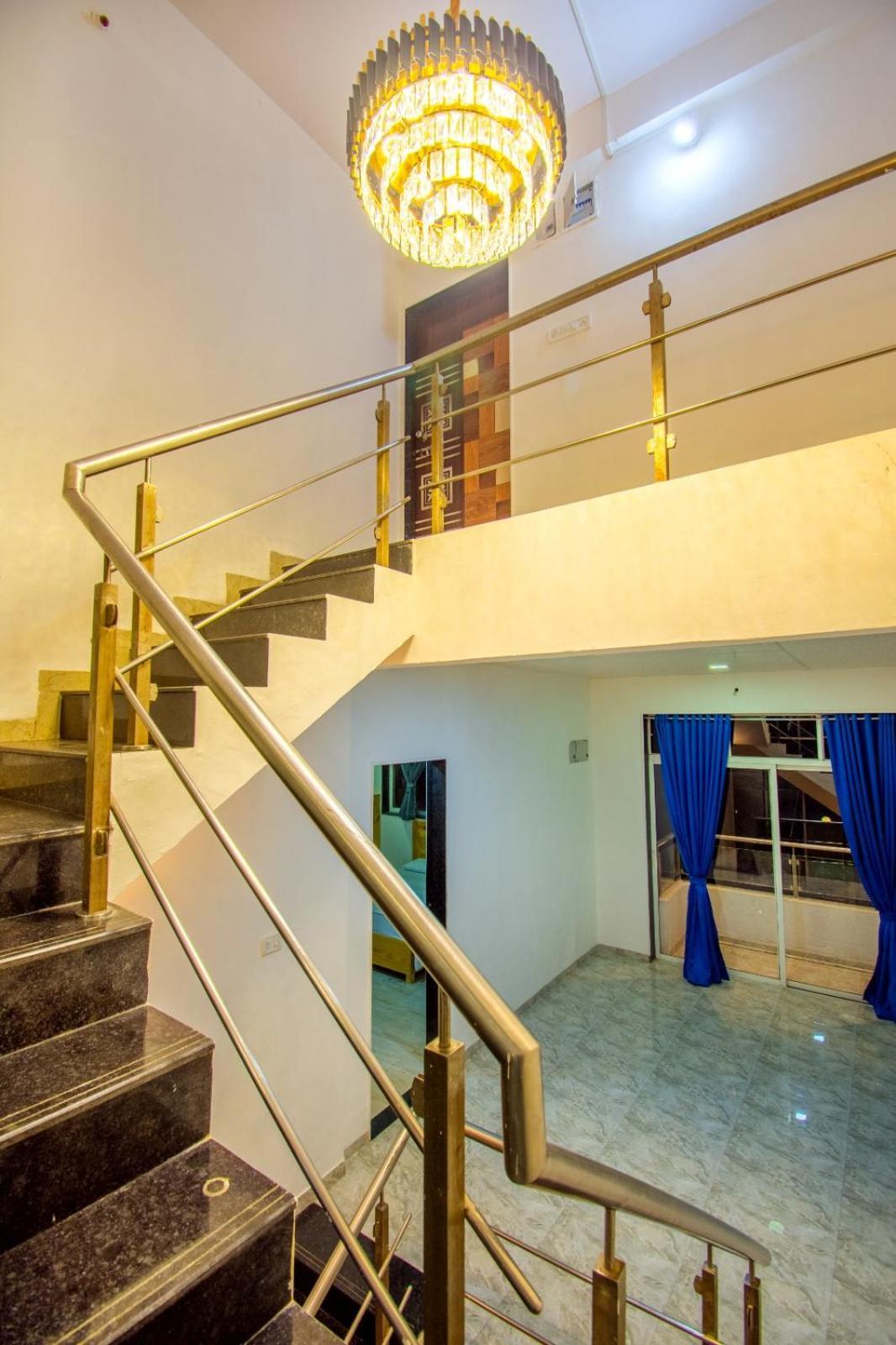 Empyrean Stay Ll 6Bhk Ll Royal Bramha Palace Ll Pvt Pool Ll Lonavla Exterior foto