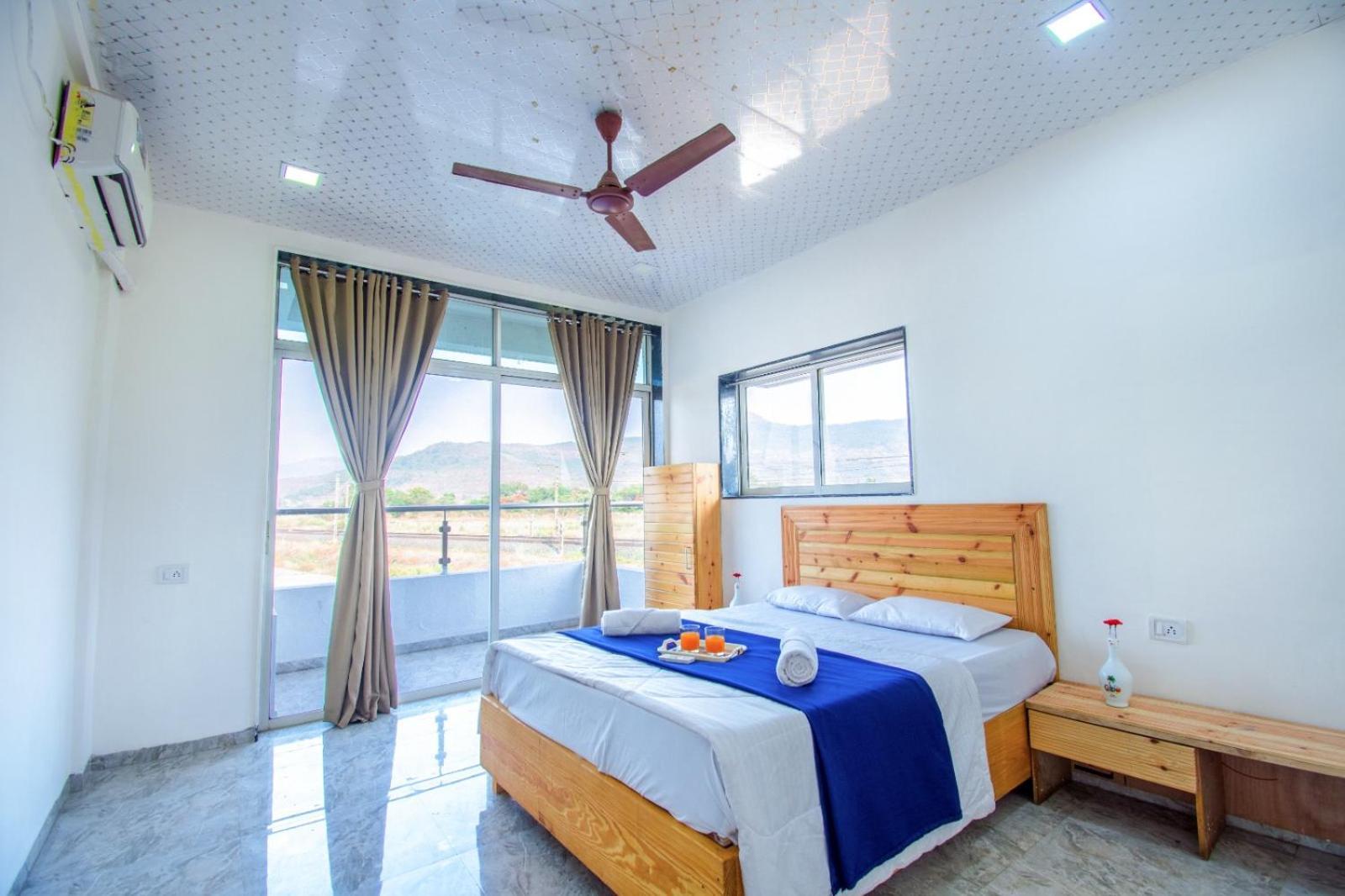 Empyrean Stay Ll 6Bhk Ll Royal Bramha Palace Ll Pvt Pool Ll Lonavla Exterior foto