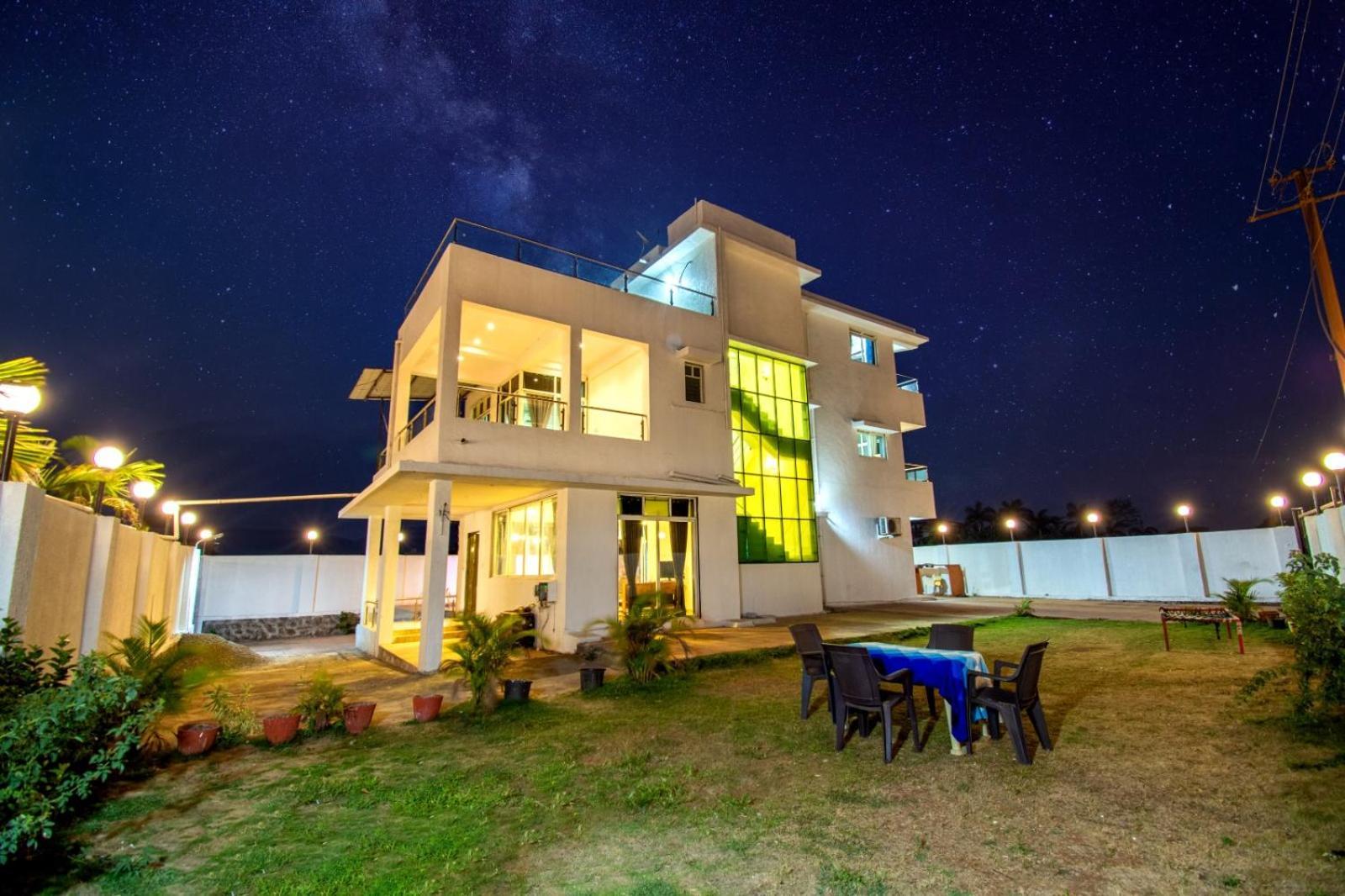 Empyrean Stay Ll 6Bhk Ll Royal Bramha Palace Ll Pvt Pool Ll Lonavla Exterior foto