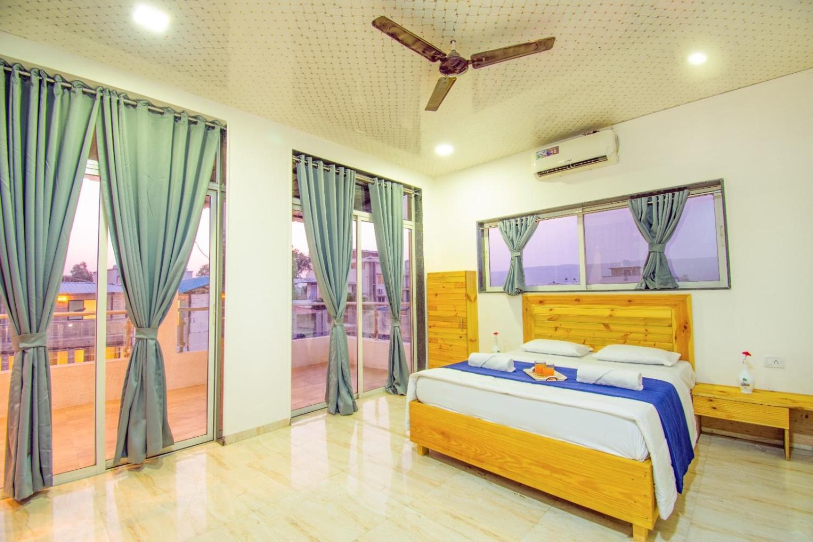 Empyrean Stay Ll 6Bhk Ll Royal Bramha Palace Ll Pvt Pool Ll Lonavla Exterior foto